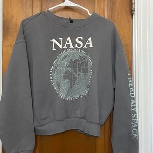 H&M NASA crewneck
